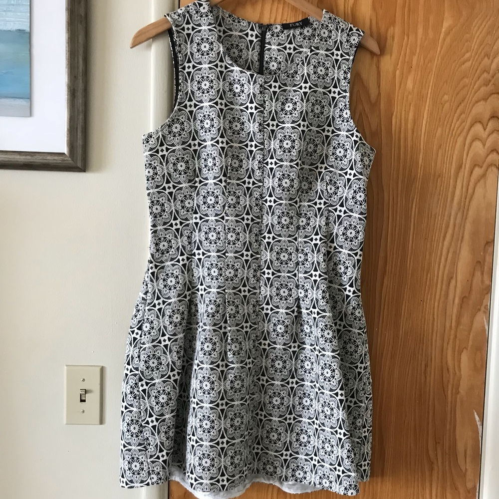Black and white pattern dress